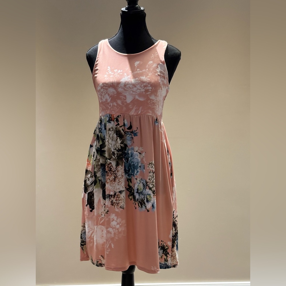 Floral Sleeveless Dress in Pink